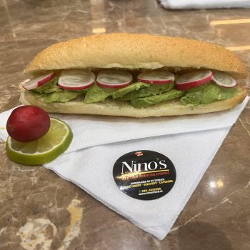 Broodje Avocado met Radijs