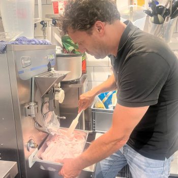 Nino's Surinam food ijs (1)